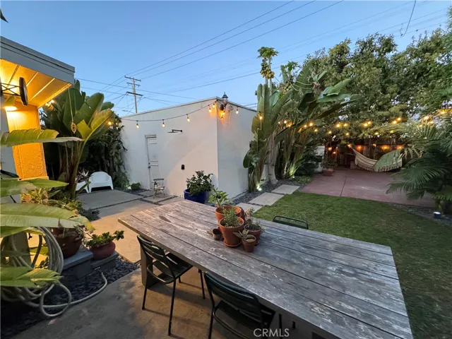 2160 Cedar Avenue, Long Beach, California 90806