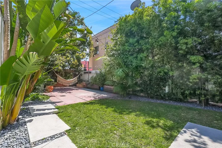 2160 Cedar Avenue, Long Beach, California 90806