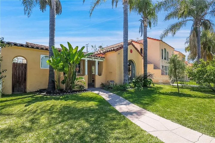 2160 Cedar Avenue, Long Beach, California 90806