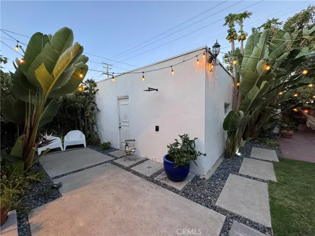 2160 Cedar Avenue, Long Beach, California 90806