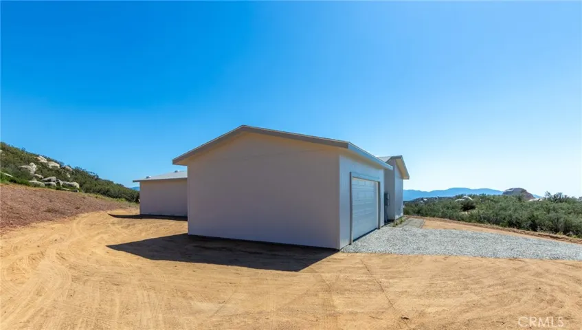 42315 Crazy Horse Canyon Drive, Aguanga, California 92536