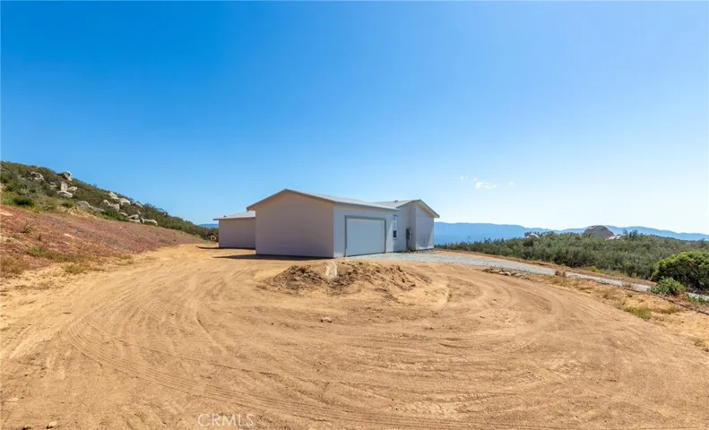 42315 Crazy Horse Canyon Drive, Aguanga, California 92536