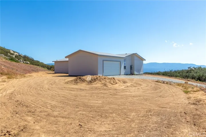 42315 Crazy Horse Canyon Drive, Aguanga, California 92536