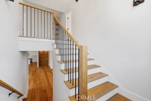 7612 Cowan Avenue, Los Angeles, California 90045