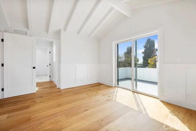 7612 Cowan Avenue, Los Angeles, California 90045