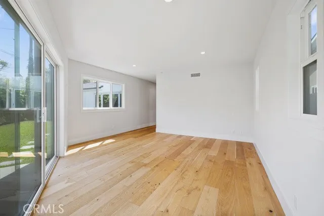 7612 Cowan Avenue, Los Angeles, California 90045