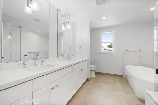 7612 Cowan Avenue, Los Angeles, California 90045