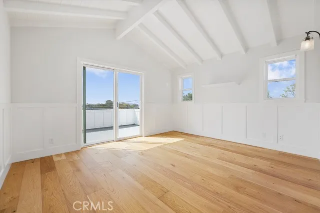 7612 Cowan Avenue, Los Angeles, California 90045