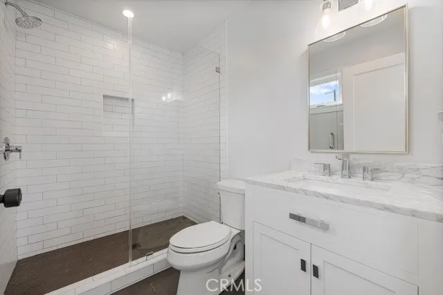 7612 Cowan Avenue, Los Angeles, California 90045