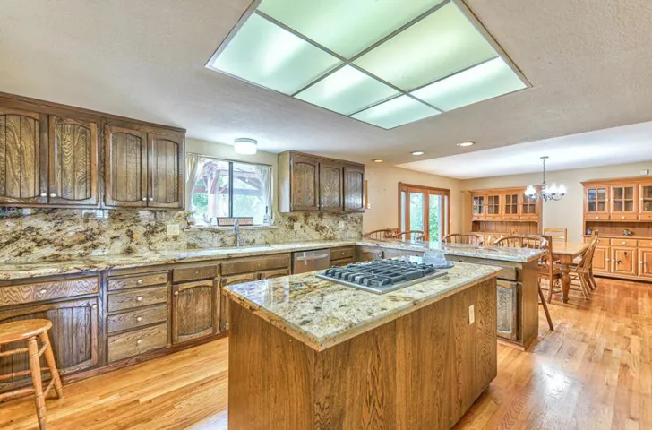 225 Cox Avenue, San Martin, California 95046