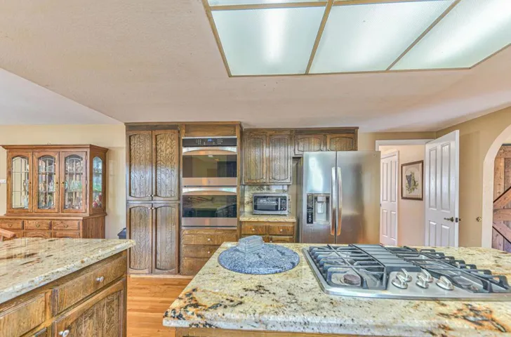 225 Cox Avenue, San Martin, California 95046