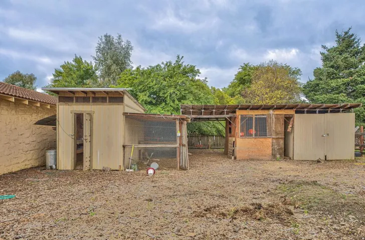 225 Cox Avenue, San Martin, California 95046
