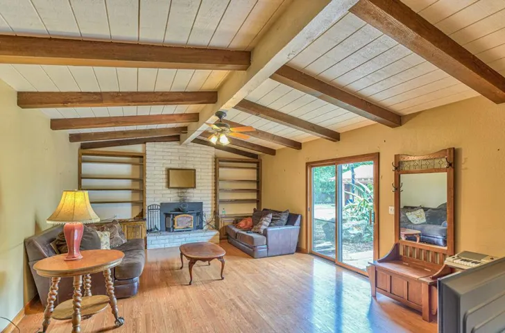 225 Cox Avenue, San Martin, California 95046
