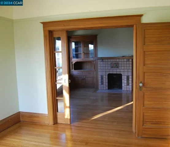 5308 Shattuck Ave, Oakland, California 94609-1916