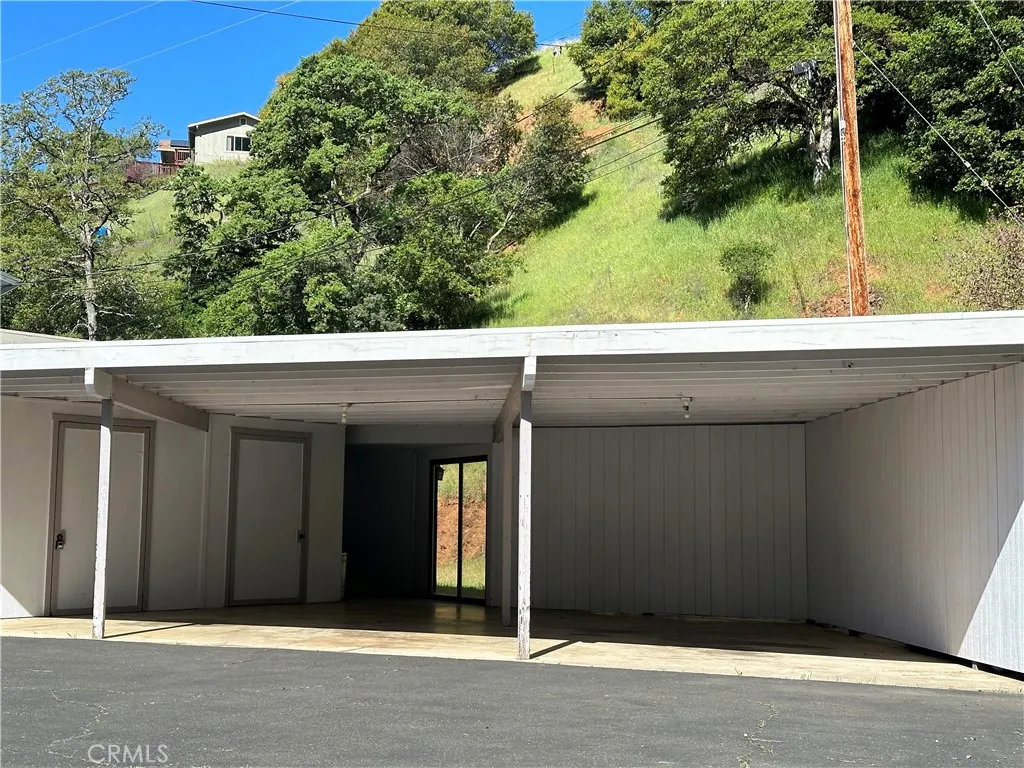 gallery-image 4