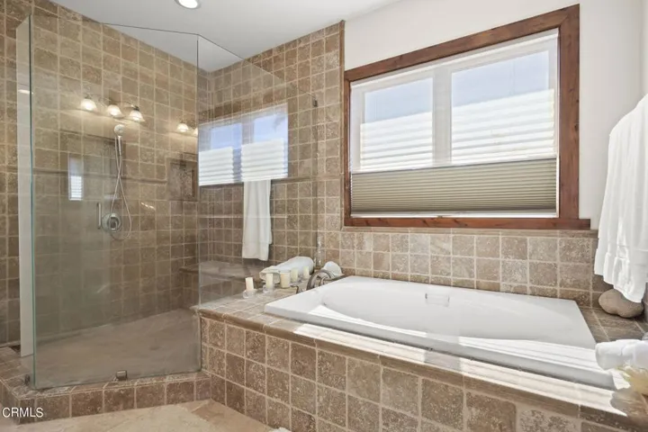 Jetted Soaking Tub