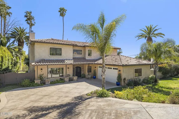 Front w/ Garage