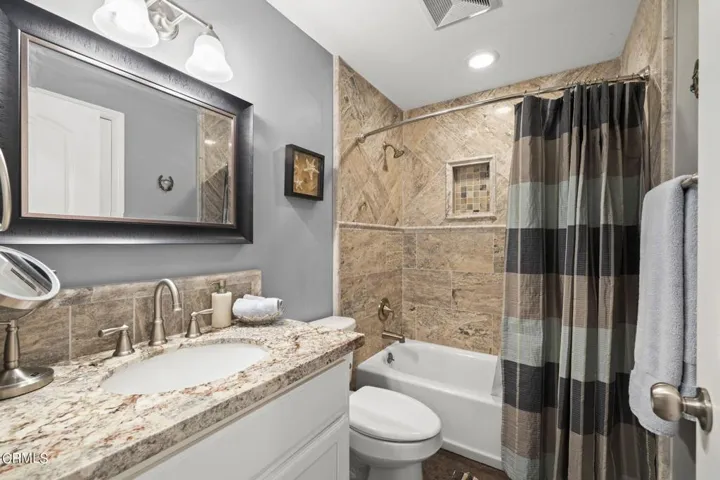 Downstairs Full Bath