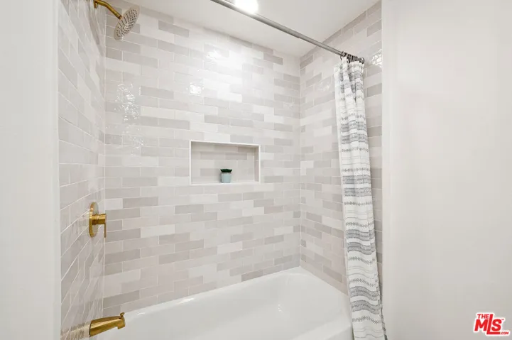 1552 W Vernon Avenue, Los Angeles, California 90062