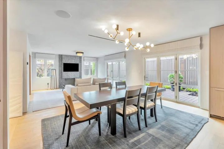 921 Newell Road, Palo Alto, California 94303
