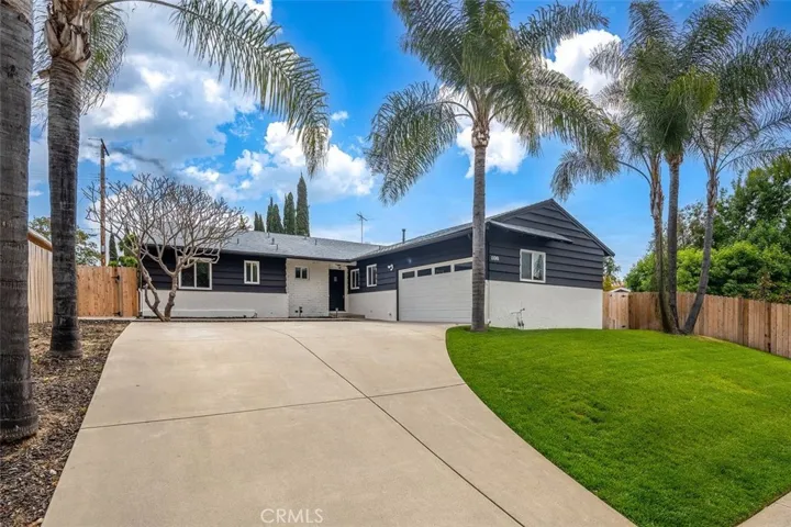 1100 N Acacia Avenue, Fullerton, California 92831