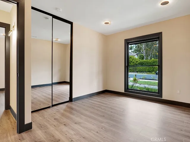 Another secondary bedroom….good sized and plenty of natural light