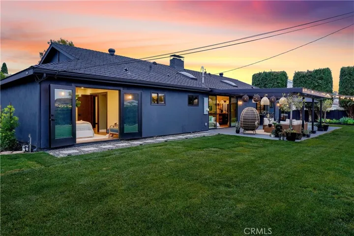 1062 Huntridge Road, Santa Ana, California 92705