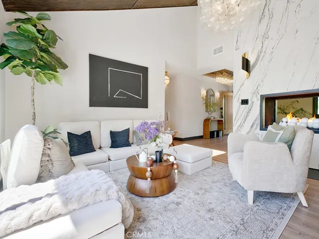 1062 Huntridge Road, Santa Ana, California 92705