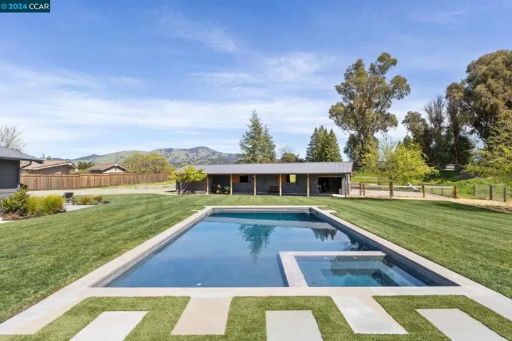586 Fulton Way, Danville, California 94526