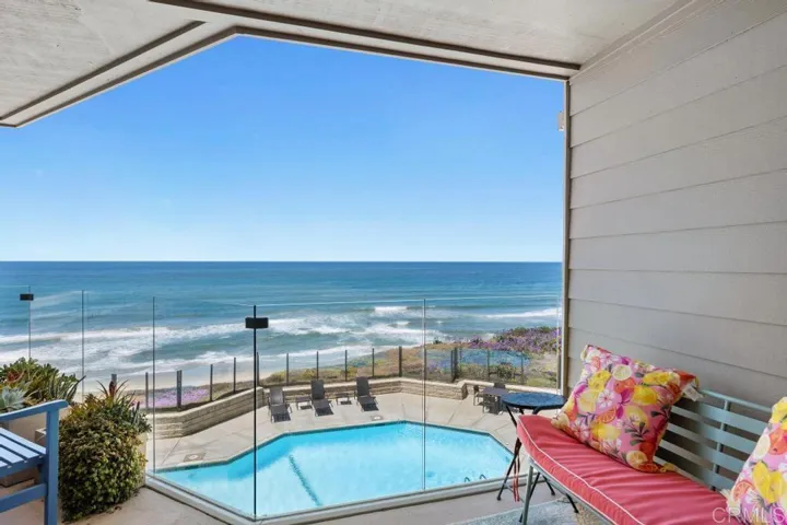 233 S Helix Avenue 33, Solana Beach, California 92075