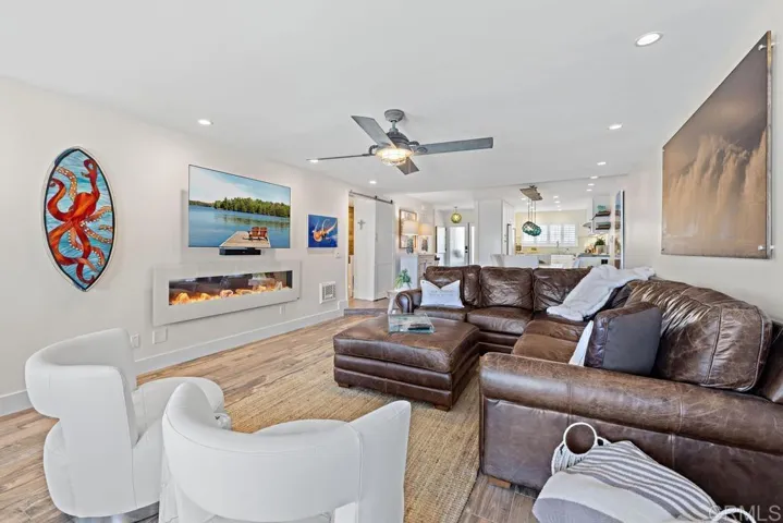 233 S Helix Avenue 33, Solana Beach, California 92075