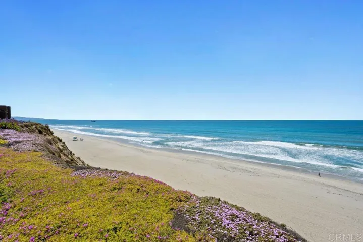 233 S Helix Avenue 33, Solana Beach, California 92075