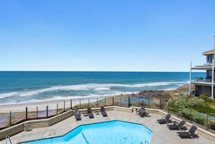 233 S Helix Avenue 33, Solana Beach, California 92075