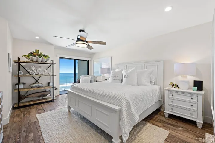 233 S Helix Avenue 33, Solana Beach, California 92075