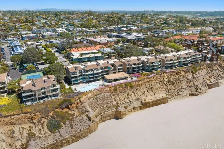 233 S Helix Avenue 33, Solana Beach, California 92075