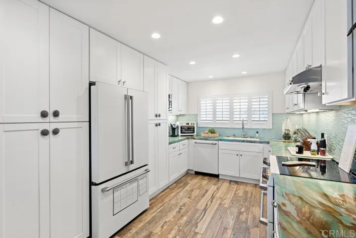 233 S Helix Avenue 33, Solana Beach, California 92075