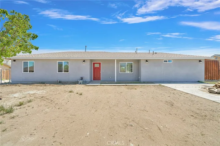 41448 152nd Street E, Lake Los Angeles, California 93535