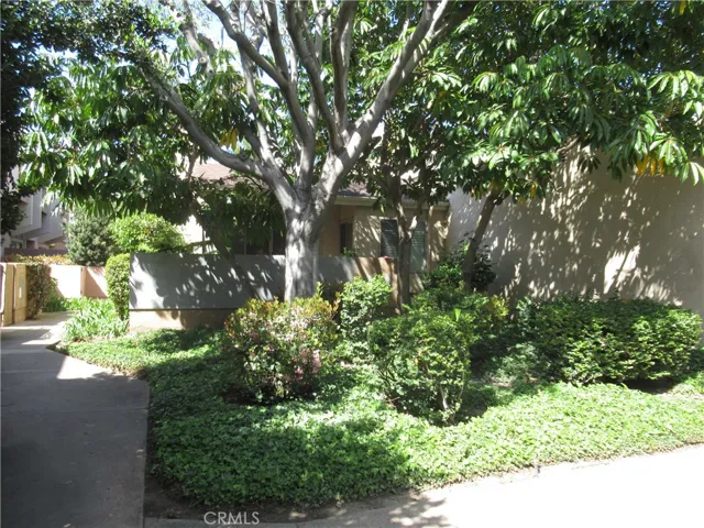 Mature Community Landscaping