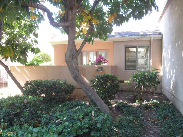 End Unit with Patio and Mature Landscaped Buffer