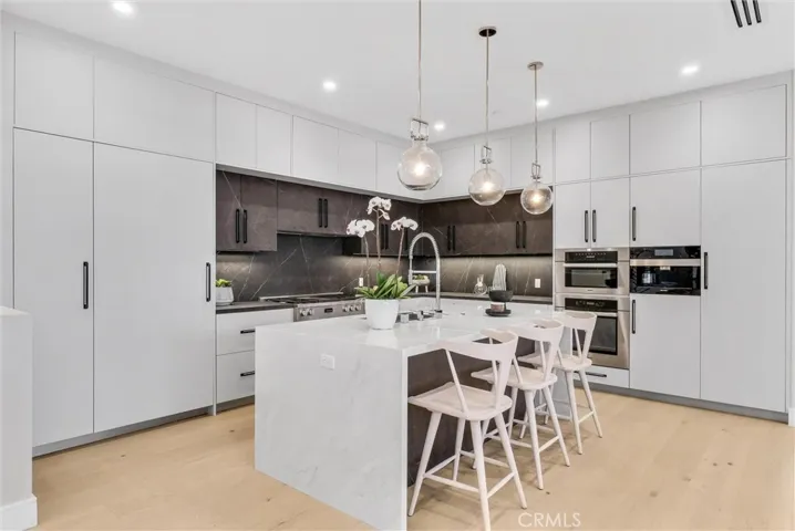 424 1/2 Orchid Avenue Back Unit, Corona Del Mar, California 92625
