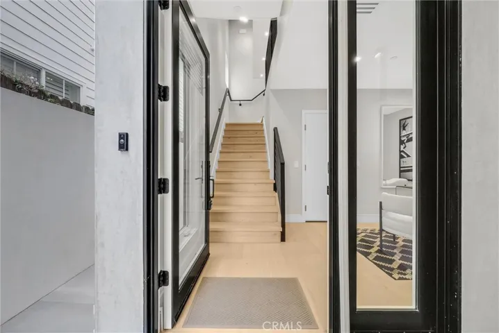 424 1/2 Orchid Avenue Back Unit, Corona Del Mar, California 92625