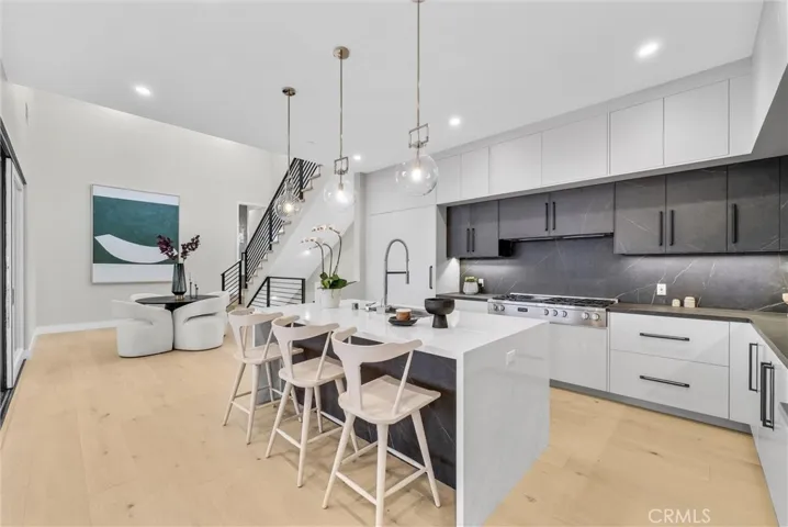 424 1/2 Orchid Avenue Back Unit, Corona Del Mar, California 92625
