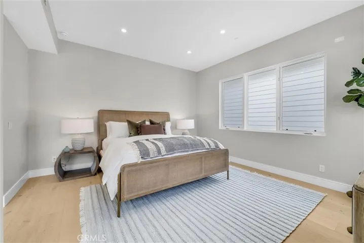 424 1/2 Orchid Avenue Back Unit, Corona Del Mar, California 92625
