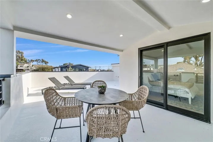 424 1/2 Orchid Avenue Back Unit, Corona Del Mar, California 92625