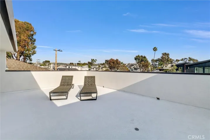 424 1/2 Orchid Avenue Back Unit, Corona Del Mar, California 92625