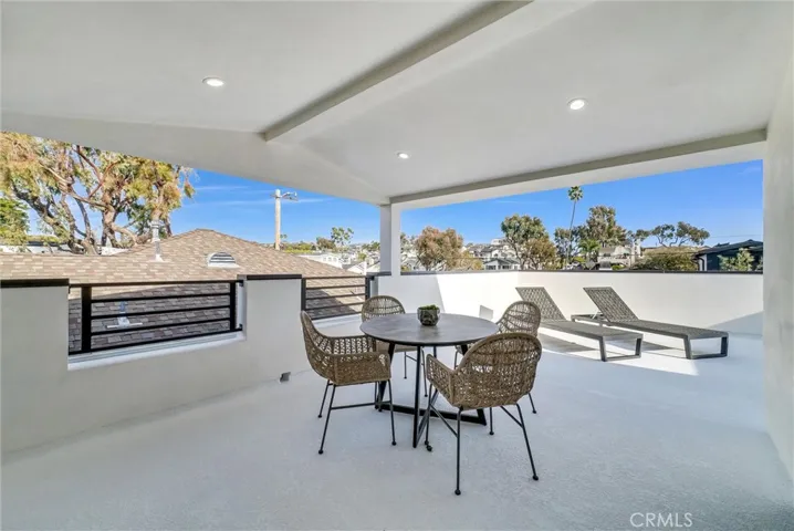 424 1/2 Orchid Avenue Back Unit, Corona Del Mar, California 92625