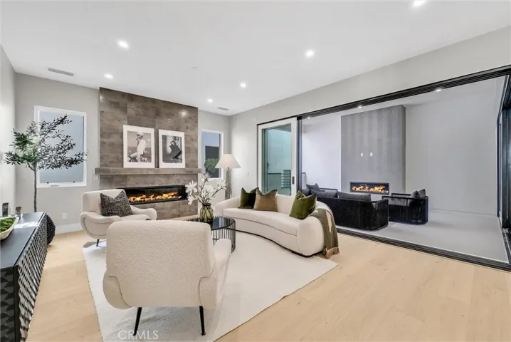 424 1/2 Orchid Avenue Back Unit, Corona Del Mar, California 92625