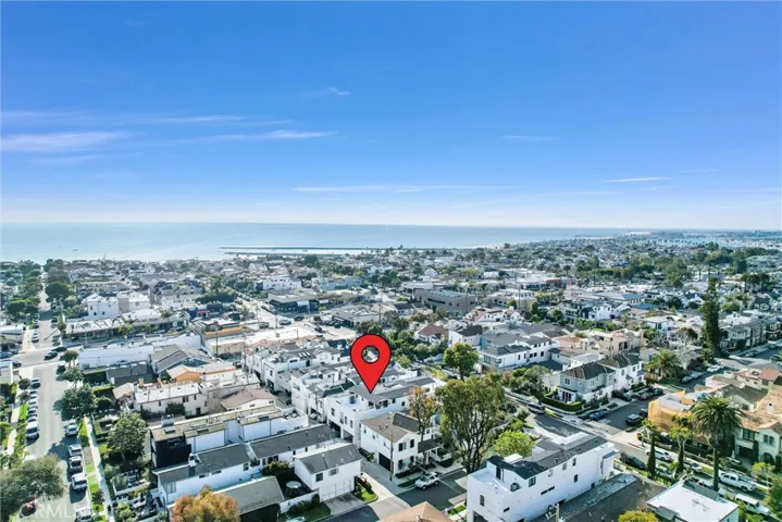 424 1/2 Orchid Avenue Back Unit, Corona Del Mar, California 92625