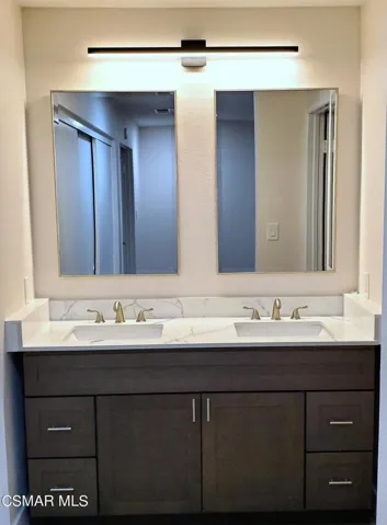Cedarwood master vanity