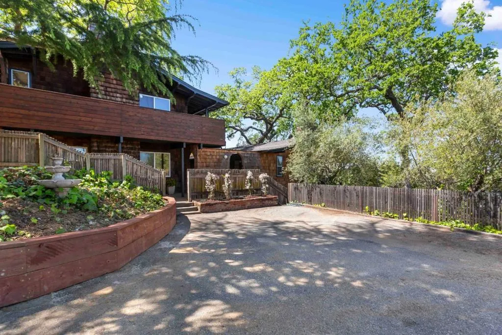 109 Cleland Avenue, Los Gatos, California 95030 home-pic-6